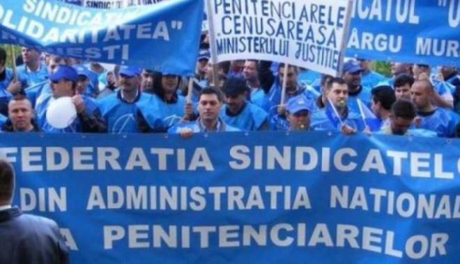 Sindicaliştii din penitenciare se opun eliminării voucherelor de vacanţă pentru bugetarii cu peste 10.000 lei lunar