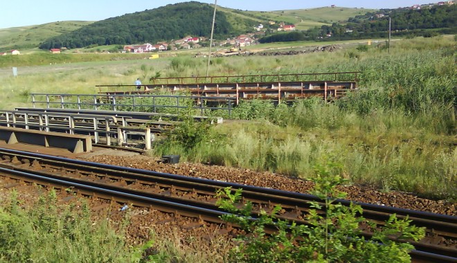 CFR vrea să modernizeze mai multe podețe și poduri aflate și pe regionala Constanța - imagescakbfq46-1315909926.jpg