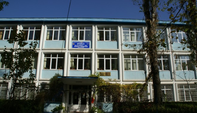Dialog între generații la Școala 