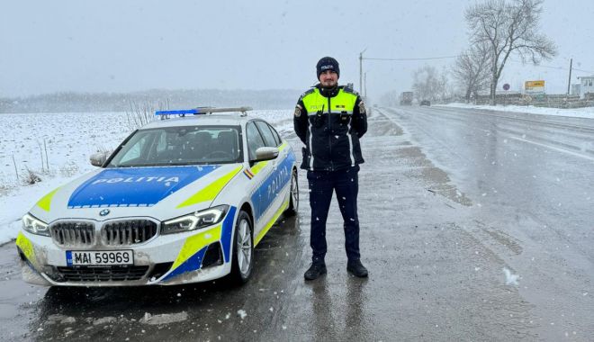 Pe toate drumurile din județul Constanța se circulă în condiții de iarnă. Recomandări de la polițiști