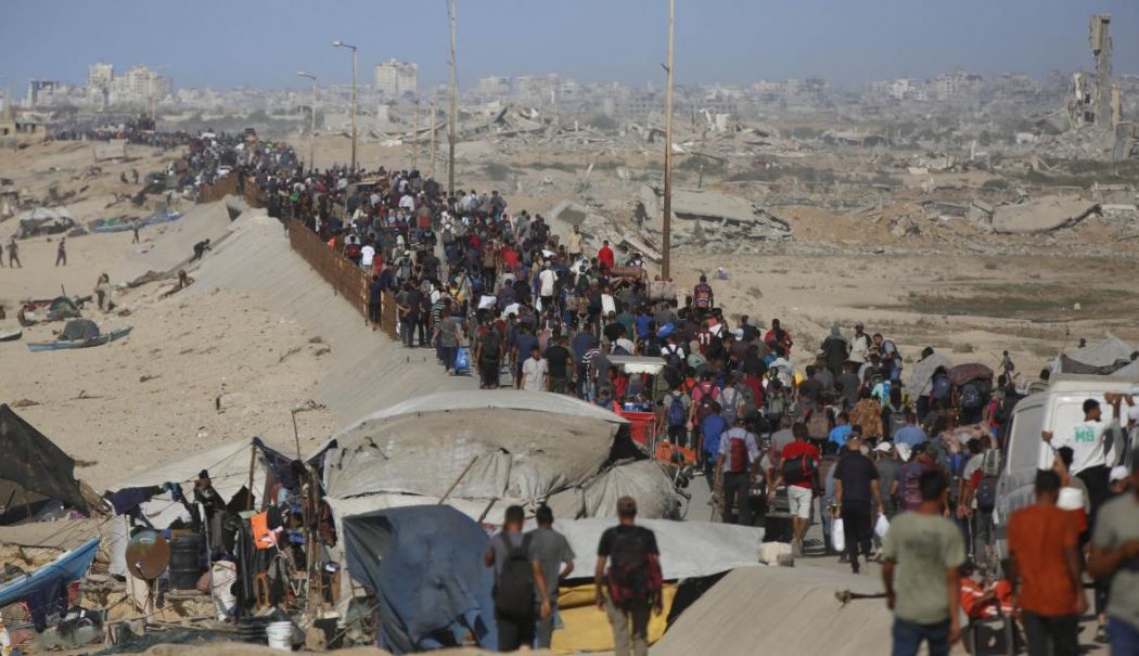 Palestinienii se întorc în Gaza după doi ani, dar casele lor nu mai există. „Nu știm unde să mergem” - imaginiledureriisineputinteipale-1760173640.jpg