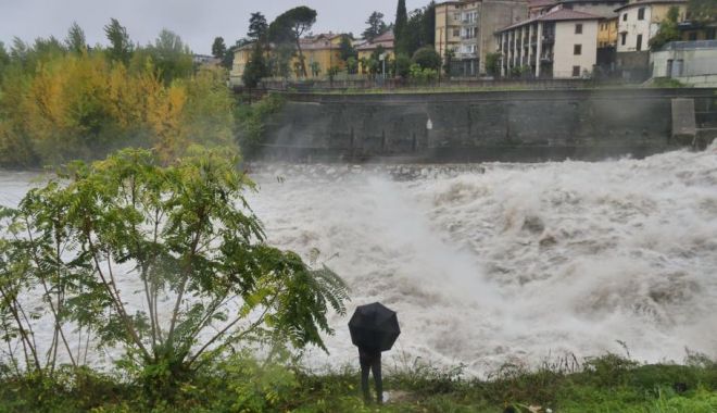 MAE: Alertă de ploi şi furtuni în regiunea Campania din Italia
