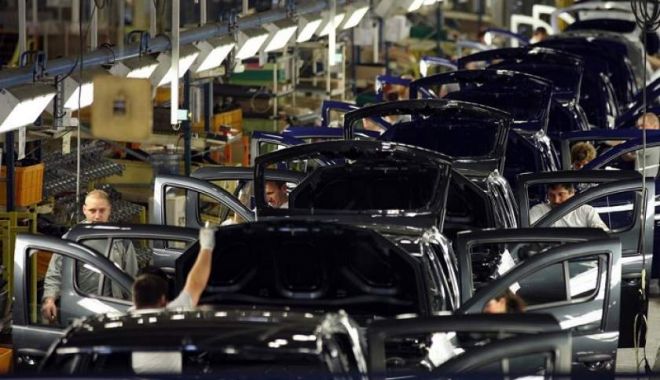 Dacia angajează sute de oameni! - img-1561882136.jpg