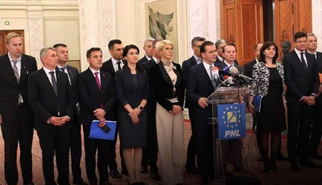 Ședința pentru votul guvernului Orban începe cu probleme: cartelele dau eroare - img-1572870634.jpg