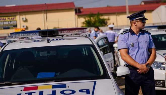 Caz STRANIU! Un tânăr sub influenţa băuturilor alcoolice a sunat la 112 pentru a fi oprit în trafic de poliție - img-1655200444.jpg