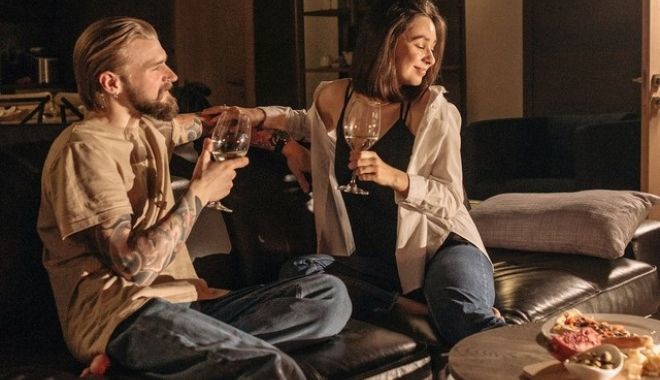 Utilizatorii serviciilor de dating sunt pregătiți să-și trăiască viața după reguli noi - img-1663235315.jpg