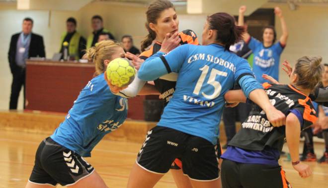 Galerie foto. Handbal feminin: CSU Neptun a învins CSM Slobozia - img0057-1426187037.jpg