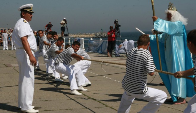 Programul festivității dedicate Zilei Marinei Române - img0088-1312999849.jpg