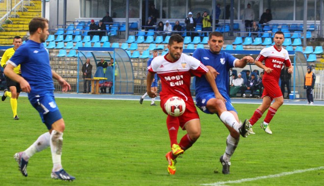 Galerie FOTO. FC Farul a marcat patru goluri în meciul cu Gloria Buzău - img0152-1411828140.jpg
