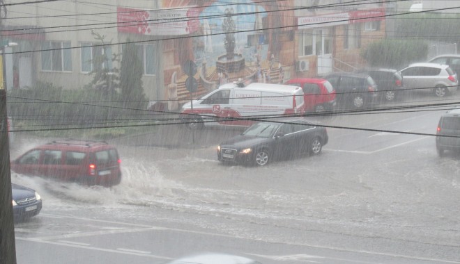 ANM prelungește CODUL GALBEN de ploi torențiale, LA CONSTANȚA - img0868-1403009953.jpg