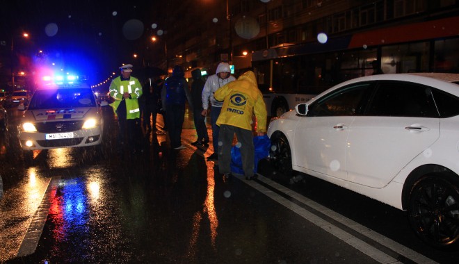 Galerie FOTO. Grav accident rutier în Constanța. O femeie a murit strivită sub roțile unei mașini! UPDATE - img1002-1414437689.jpg