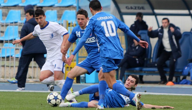 GALERIE FOTO / FC Farul a pierdut meciul cu Botoșani 0-2 - img1255-1364715652.jpg