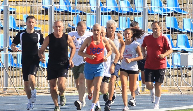 Atletism / Ilie Floroiu, omagiat pentru recordurile sale pe Stadionul 