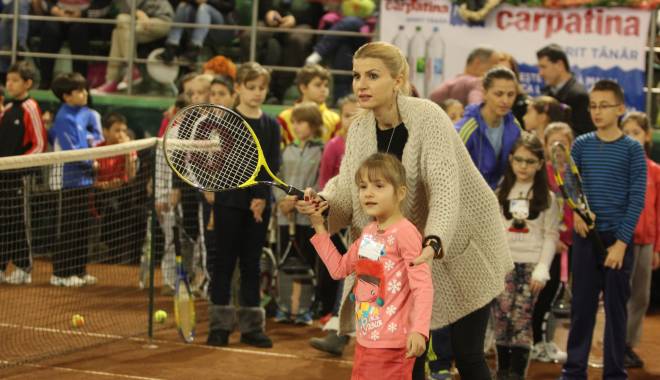 Tenis: Simona Halep și Horia Tecău s-au distrat cu 350 de copii, la Club Idu în Mamaia / Galerie foto - img1958-1417886512.jpg