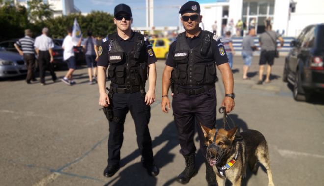 Week-end cu misiuni pentru jandarmi, polițiști și pompieri - img201706241725281-1523637340.jpg