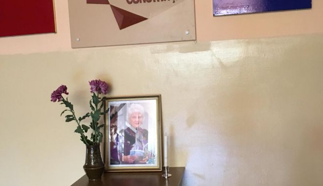ȘCOALA 29, ÎN DOLIU! "Porțile sunt deschise pentru toți foștii elevi" - img20180922wa0006-1537612862.jpg