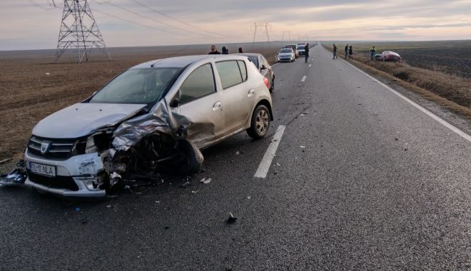 Galerie foto. Accident rutier la Constanța. Mașinile a două șoferițe, implicate - img20181222wa0009-1545485388.jpg