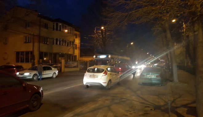 UPDATE. Fetiță lovită pe o trecere de pietoni, pe Șoseaua Mangaliei - img20190401wa0004-1554139226.jpg