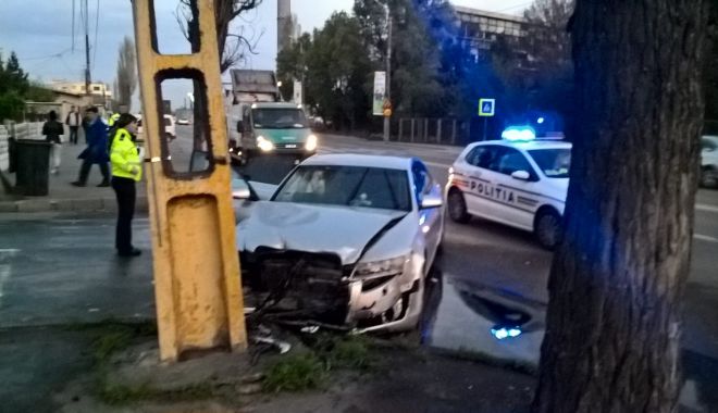 Accident rutier la Constanța, din cauza unui șofer care a tăiat linia dublă continuă - img20190415wa0015-1555351249.jpg
