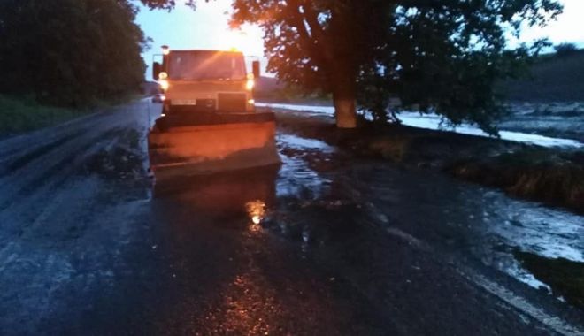 Echipele D.R.D.P. Constanța, mobilizate pentru intervenții pe drumurile naționale - img20190803wa0046-1564897476.jpg