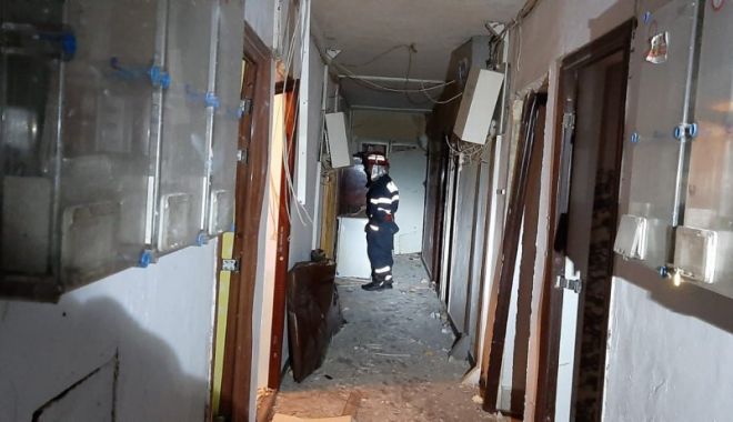 UPDATE. Explozie într-un bloc de garsoniere. Primul bilanț: 56 de garsoniere și 6 autoturisme, afectate - img20191114wa00091573709442-1573719424.jpg