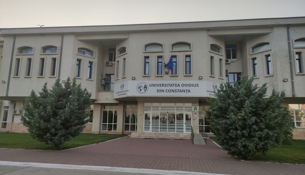 Peste 3.800 de locuri scoase la concurs pentru admiterea de toamnă la Universitatea ”Ovidius”