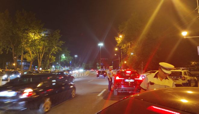Zeci de persoane legitimate, mașini trase pe dreapta, amenzi. Poliția Năvodari, despre acțiunea de noaptea trecută - img20220813wa0015-1660398716.jpg