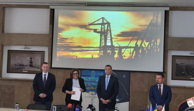 UPDATE. Portul Constanţa: Adina Vălean înmânează două granturi MIE de finanţare a acţiunilor de mobilitate militară