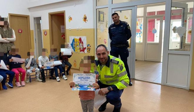 Poliţia Constanţa: „Strada nu este loc de joacă!” - img20231027wa0008-1698397578.jpg
