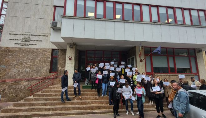 Încă o zi de proteste, la Constanţa! Angajaţii Casei de Pensii ies din nou în stradă