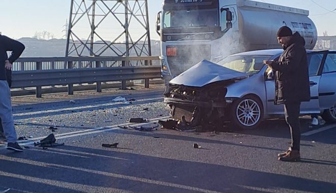 FOTO / Accident rutier la Constanţa, între un TIR şi un autoturism! „Cred că sunt un fel de «greu de ucis» - img20240201wa0007-1706774269.jpg