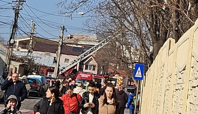 FOTO / Explozie urmată de incendiu, într-un apartament din Constanţa! O victimă, extrasă de salvatori din interior / UPDATE - img20240222wa0006-1708595146.jpg