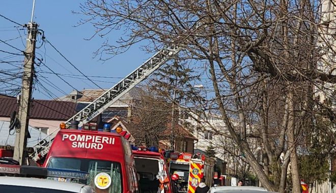 FOTO / Explozie urmată de incendiu, într-un apartament din Constanţa! O victimă, extrasă de salvatori din interior / UPDATE - img20240222wa0008-1708595126.jpg