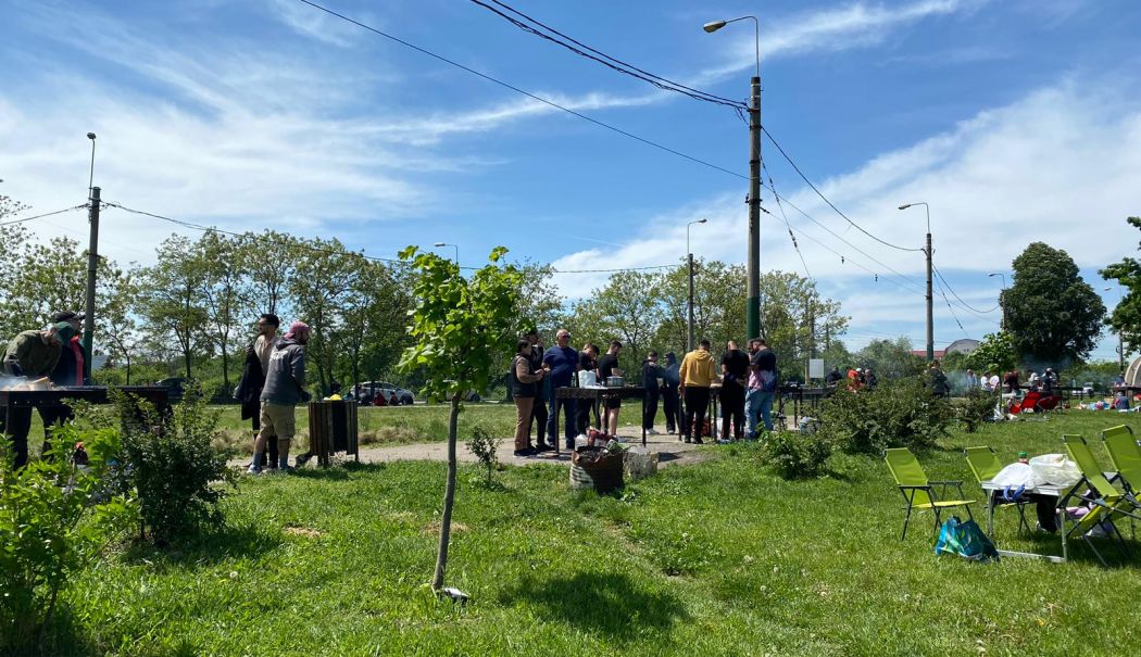 Galerie FOTO / Grătar și voie bună la Constanţa, în Parcul din Poarta 6