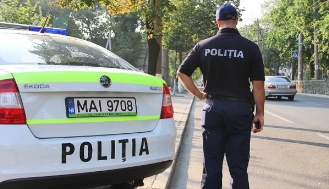 GEST INCREDIBIL! DOI POLIȚIȘTI SUNT ACUZAȚI CĂ AU FURAT ȘPAGA UNUI COLEG - img2090401thumbs600x4403318881-1470211049.jpg