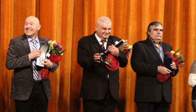 Ce a declarat Gheorghe Ungureanu la primirea distincției prezidențiale - img2096-1392818216.jpg