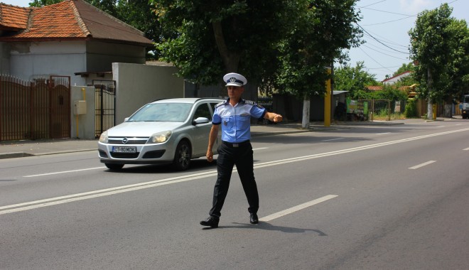 ATENȚIE ȘOFERI! Unde acționează AZI polițiștii de la RUTIERĂ - img2753-1405065025.jpg