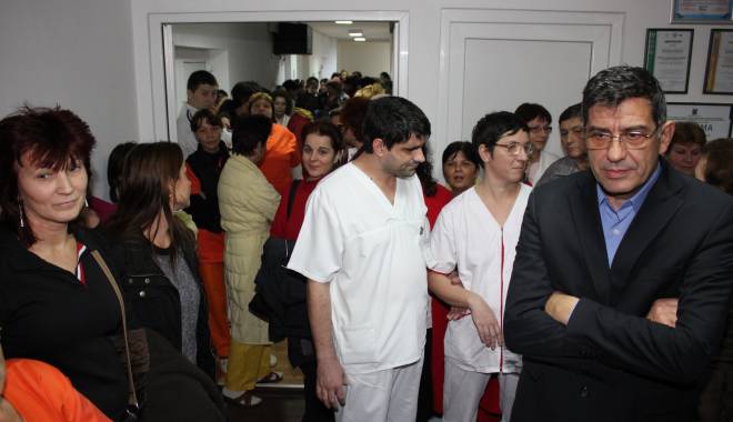 Grevă la Sanatoriul Techirghiol. Protestele continuă și astăzi - img2788-1418122414.jpg