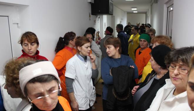 GREVĂ la Sanatoriul Techirghiol! Protestatarii nu renunță! - img2800-1418047590.jpg