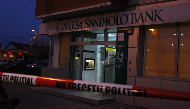 JAFUL de la banca SANPAOLO / Suspectul audiat a fost pus în libertate - img2843-1331635700.jpg