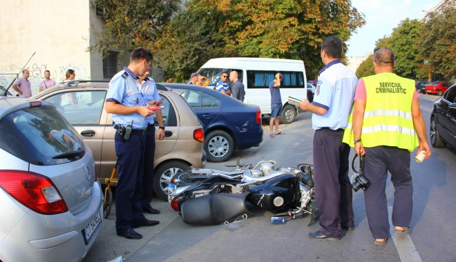 Motociclist implicat într-un accident rutier / Galerie foto - img3503-1409674171.jpg