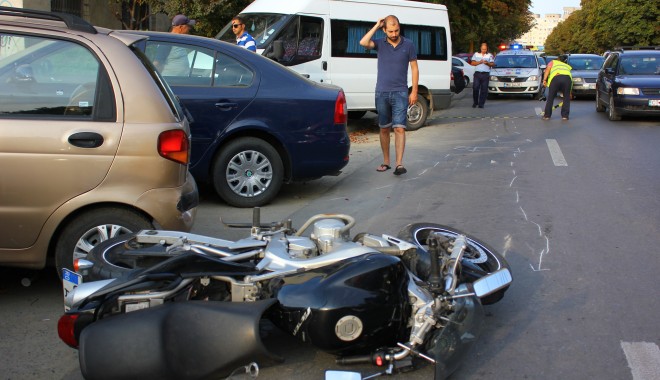 Motociclist implicat într-un accident rutier / Galerie foto - img3516-1409674205.jpg