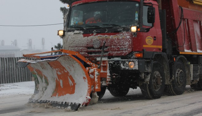 Cod galben/ Vezi aici unde acționează utilajele de la Drumuri Județene - img3946-1327661952.jpg