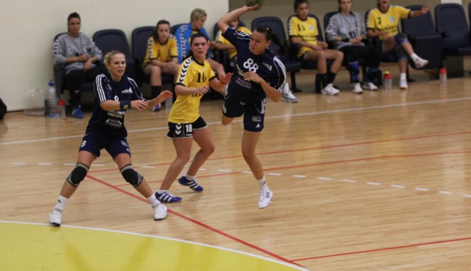Handbal / CSU Neptun joacă astăzi la Sala Sporturilor - img4028-1352456805.jpg
