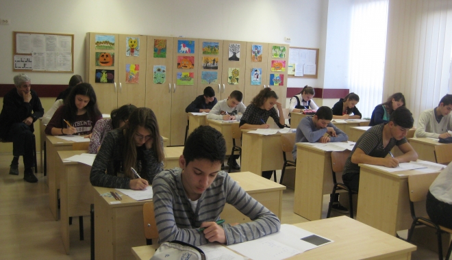 EVALUARE NAȚIONALĂ 2017. Elevii susțin, astăzi, proba la MATEMATICĂ - img4936-1498022890.jpg