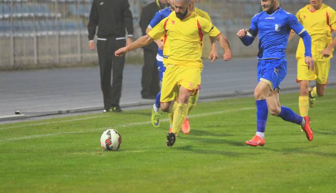 Fotbal: FC Farul, victorie cu CS Balotești, scor 5-2 - img5143-1446830729.jpg