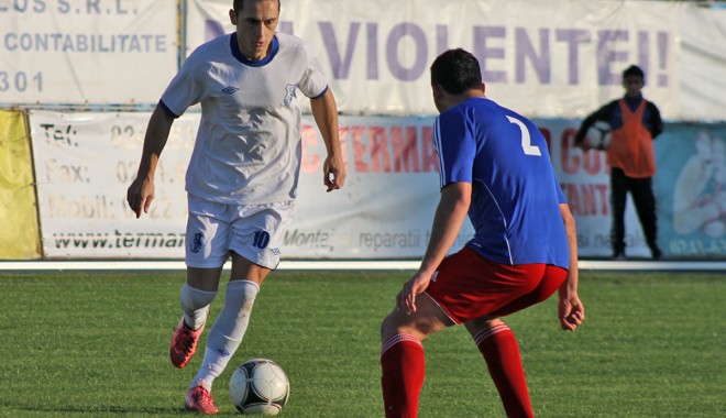 FOTO. FC Farul, înfrângere dură cu Gloria Buzău - img5244-1384633346.jpg