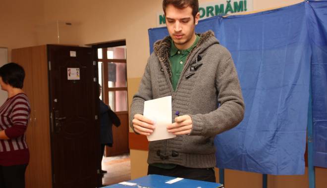 Românii chiar vor schimbarea! Prezența la vot, ora 16,00 - img6529-1416148142.jpg