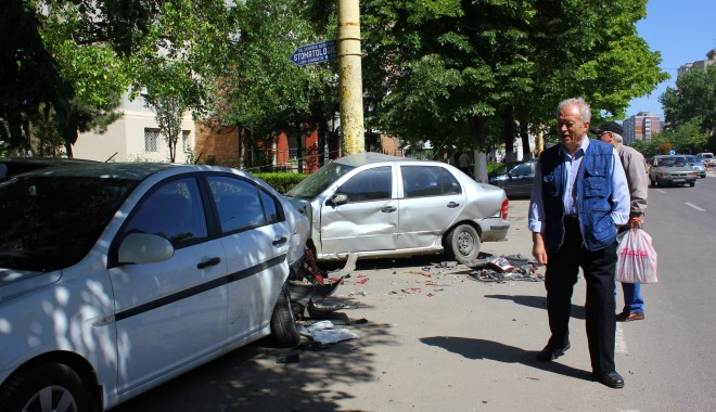 Galerie FOTO - Președintele PP-DD Constanța, Gheorghe Slabu, implicat într-un accident rutier, după ce i s-a făcut rău la volan - img7624-1400745910.jpg