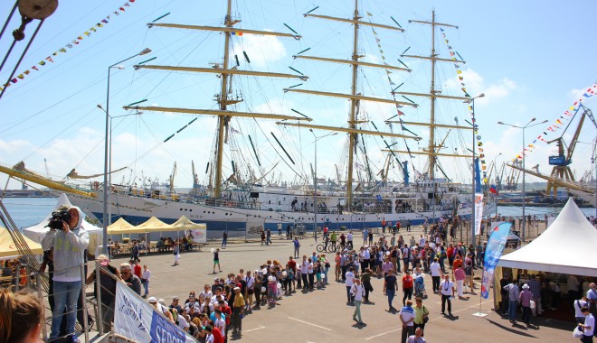 S-au suplimentat efectivele de poliție pentru SCF Black Sea Tall Ships Regatta / Galerie foto - img8781-1401021019.jpg